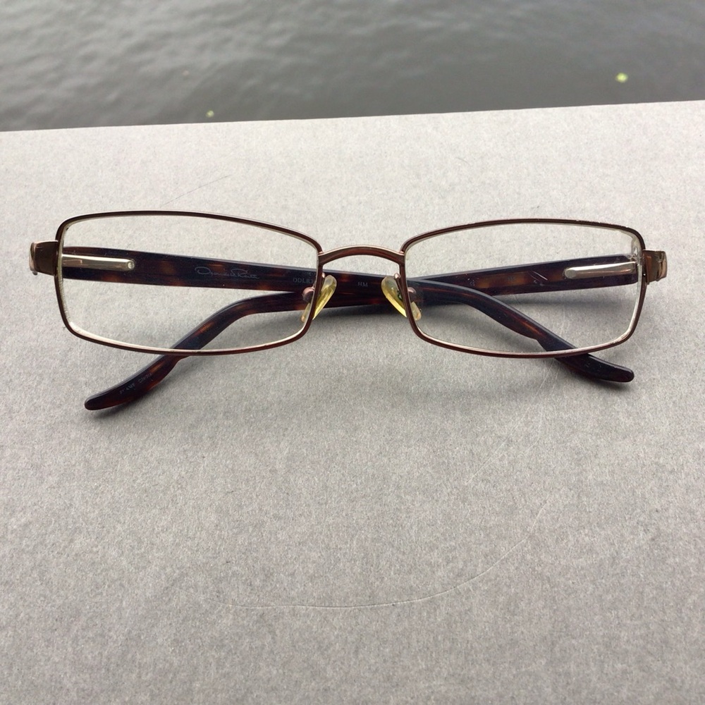 Oscar de la Renta Tortoise Brown Rectangle Women's Eyeglasses Signature Frame
